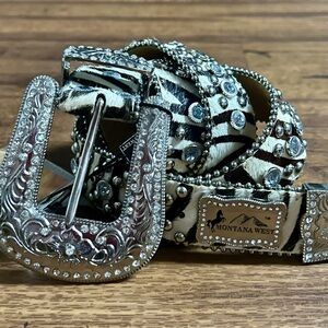 Mountain West • Leather • Rhinestones • Bling • Black/Silver • Large (36) • Belt